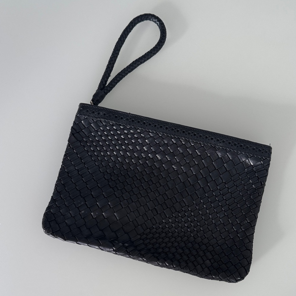 Massimo Dutti Black leather pleated  Clutch with Wrist Strap